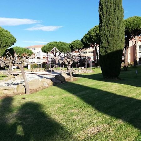 Very Cosy Apartment At 200 M From The Beaches La Londe-les-Maures Luaran gambar
