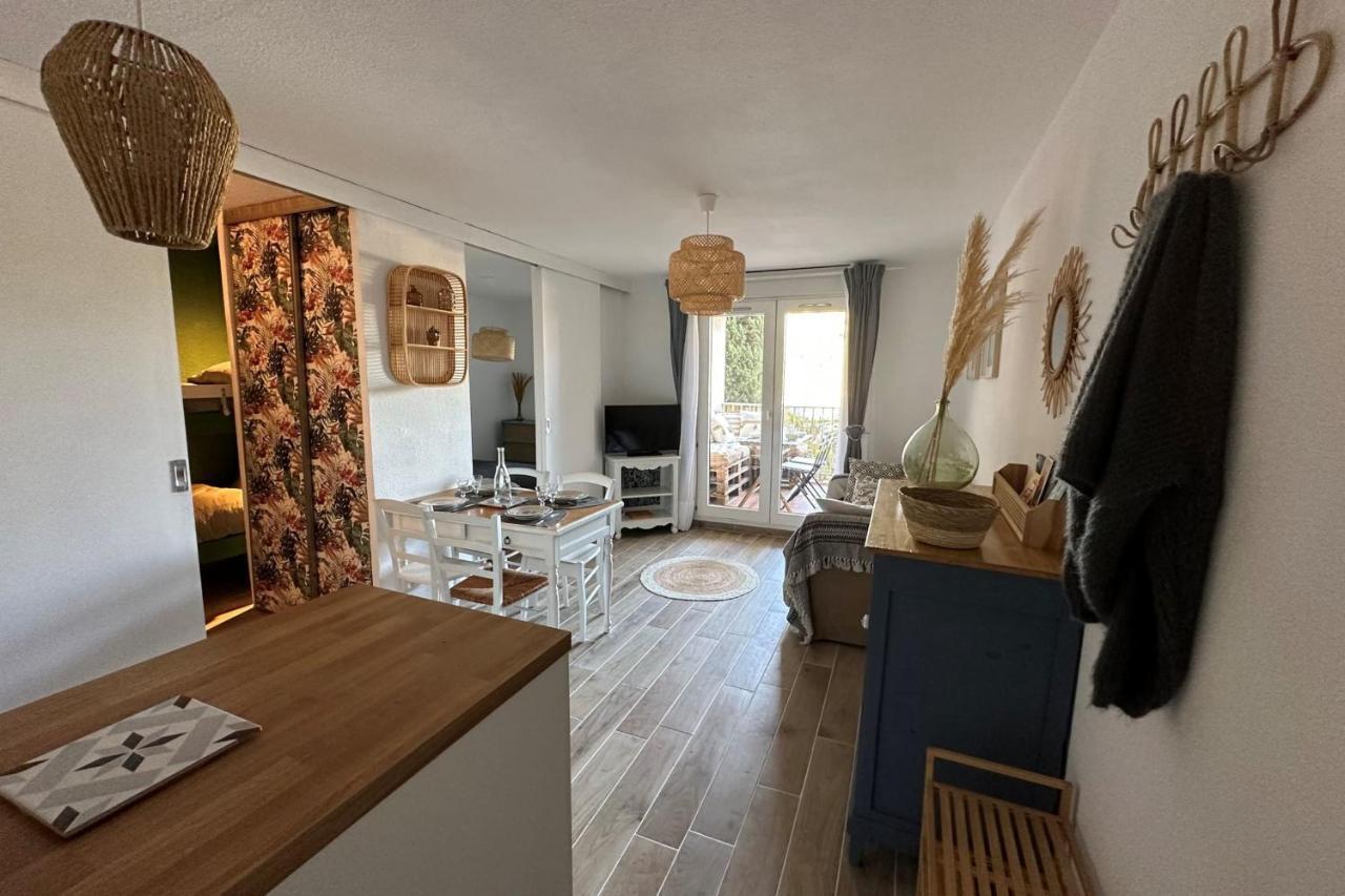 Very Cosy Apartment At 200 M From The Beaches La Londe-les-Maures Luaran gambar