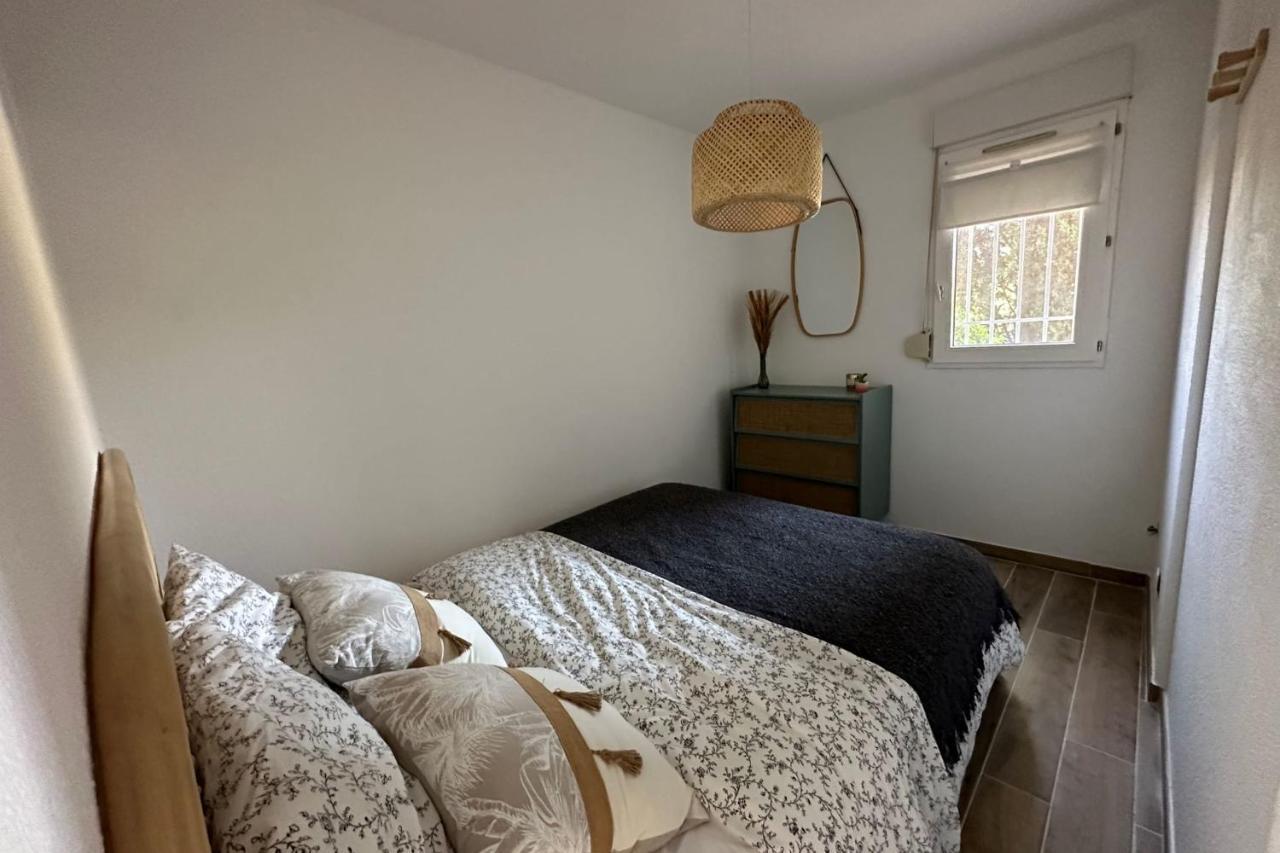 Very Cosy Apartment At 200 M From The Beaches La Londe-les-Maures Luaran gambar