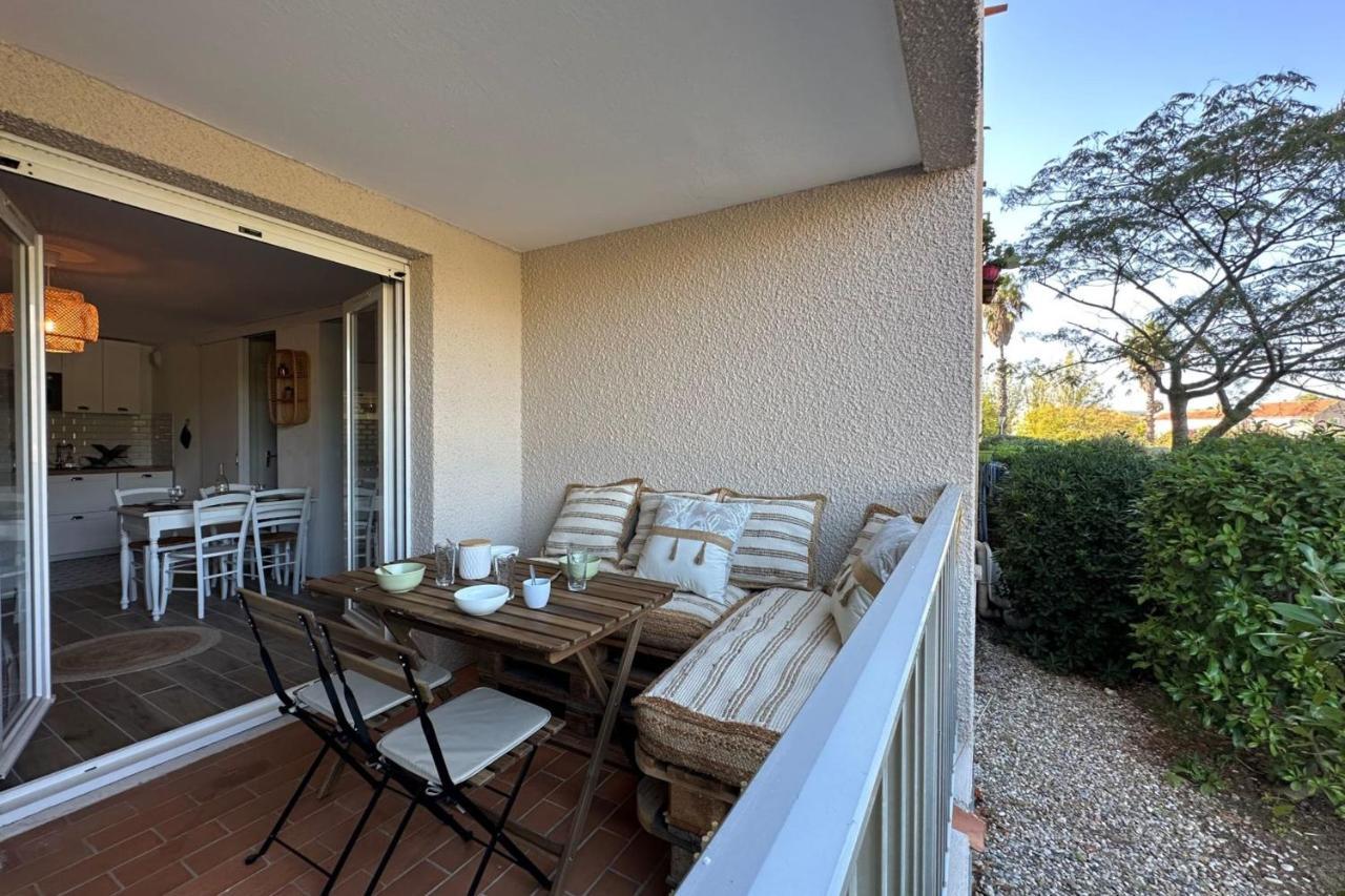 Very Cosy Apartment At 200 M From The Beaches La Londe-les-Maures Luaran gambar